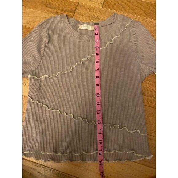 NWT Altar"d State women's tan ruffled short sleeve fitted cropped top size small - Picture 6 of 9